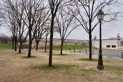 Esplanade des Invalides in winter