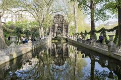 Fontaine Médicis in Jardin du Luxembourg