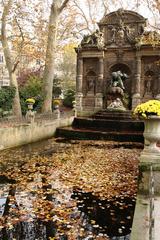 Fontaine Medicis in Luxembourg Garden