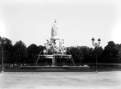 Fontaine Pradier in Nîmes, 1904