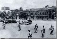 Abdeen Palace in Cairo surrounded by British troops and tanks on the night of February 4, 1942