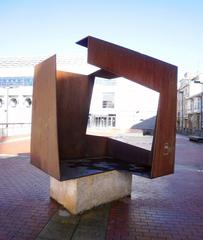 Sculpture 'Mirador mirando' by Jorge Oteiza in front of Artium Museum in Vitoria-Gasteiz