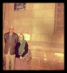 Rajmohan and Usha Gandhi outside al-Azhar mosque in 2012