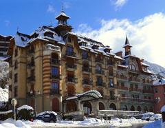 Hotel Mont-Joly and neighboring building in Saint-Gervais-les-Bains