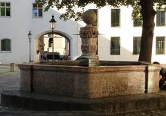 Classicist Brunnen Alter Hof in Munich 1785