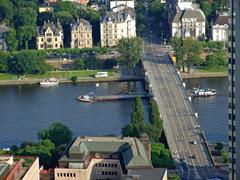 Untermainbruecke bridge leading to Schweizer Strasse in Sachsenhausen