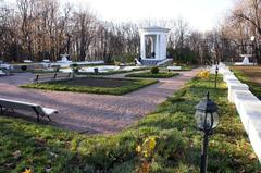 Architectural ensemble in honor of the 800th anniversary of Moscow in Neskuchny Garden