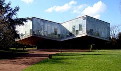 Lille Jardin des Plantes Equatorial Greenhouse