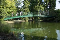 Bordeaux Jardin Public garden scene