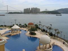 Bellagio platform swimming pool