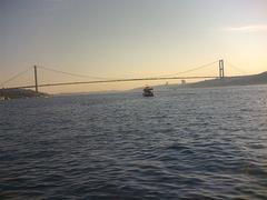 BOĞAZİÇİNDE GÜMÜŞ GERDANLIK at sunset in Istanbul