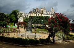 Square Rene Viviani in Paris