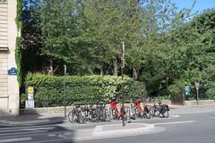 Square René-Viviani entrance in Paris