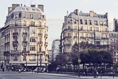 Square René-Viviani in Rue Lagrange, Paris