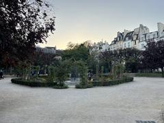 Square René Viviani in Paris