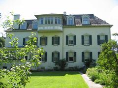 Spadina House historic building