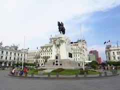 Monumento ecuestre in Plaza San Martín