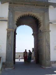 Monsoon Palace in Udaipur under a clear blue sky