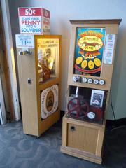 Vintage arcade machines at Musée Mécanique