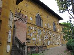 Exterior view of Museo Stibbert showcasing its grand architecture and lush greenery