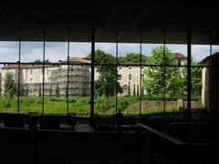 Centre national de préhistoire building and ancient city walls in Périgueux seen from Vésone archaeological museum