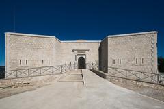 Mont-Faron Memorial facade