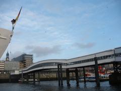 überseebrücke hamburg hafen