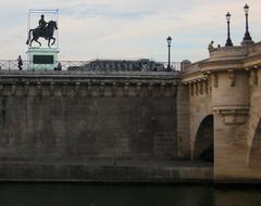 Henri IV-Pont Neuf in Paris