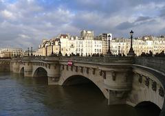 Pont Neuf during January 2018 flood event