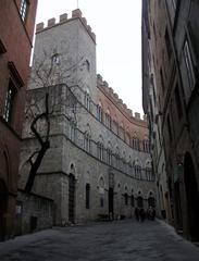 Palau Chigi Saracini in Siena