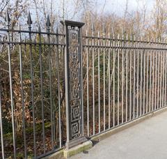 Grille du parc de Mon Repos sur l'Avenue Charles-Secrétan à Lausanne