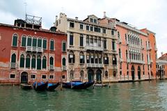 Palazzi Giustinian Persico, Tiepolo, Pisani Moretta along Grand Canal in Venice