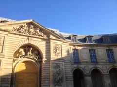 facade of Petite Ecurie in Versailles