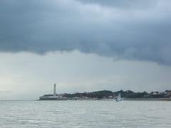 Plage et phare de Saint-Georges-de-Didonne