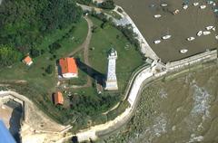 Saint-Georges-de-Didonne lighthouse in France