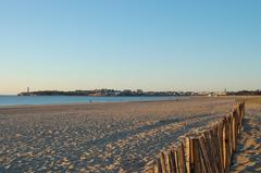 Plage et phare de St Georges de Didonne