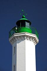 La Rochelle green lighthouse