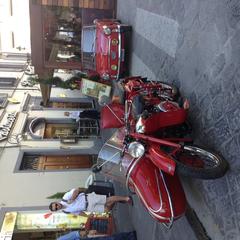 Vintage vehicles in Piazza San Marco, Firenze