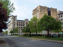 Édifice du Grand Tronc in Montreal viewed from Place d'Youville