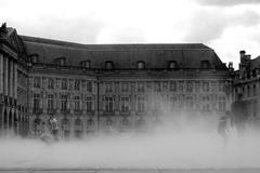 Place de la Bourse with Miroir d'eau in Bordeaux