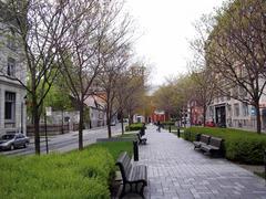 Place de la Grande-Paix-de-Montréal square with Centre d'histoire de Montréal in the background