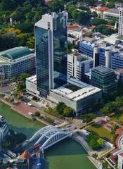 Elgin Bridge viewed from UOB Plaza in Singapore