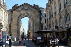 Porte Dijeaux in Bordeaux, France