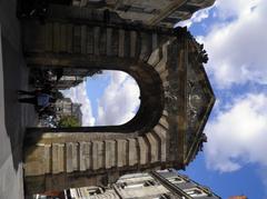 Porte Dijeaux in Bordeaux