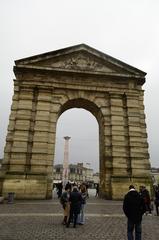 Porte d'Aquitaine architecture