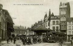 Historic postcard of La Place et la Porte de Gand in Lille featuring tramcars