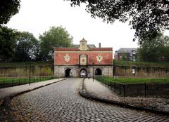 Vue extérieure de la porte de Gand à Lille