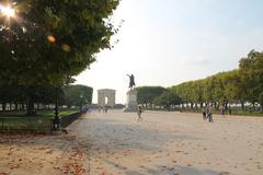 Esplanade du Peyrou equestrian statue of Louis XIV in Montpellier, France