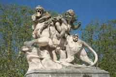 Promenade du Peyrou in Montpellier with 'Amours domptant la Force' statue