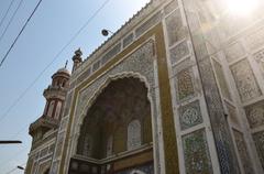 exterior view of Dai Anga Mosque in Pakistan